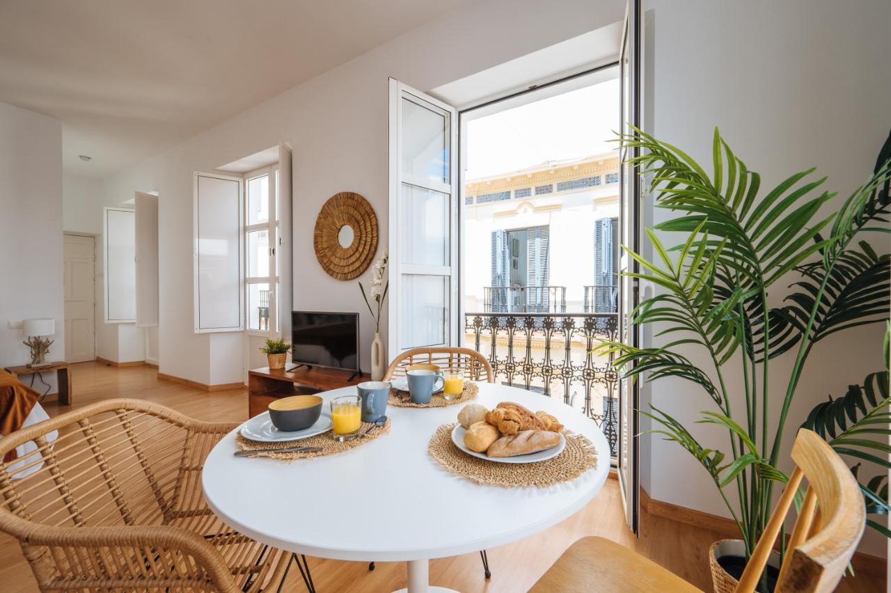 Hostly Rivero 2a Center Loft-fibre-communal Terrace-parking Optional-cless Appartement Sevilla